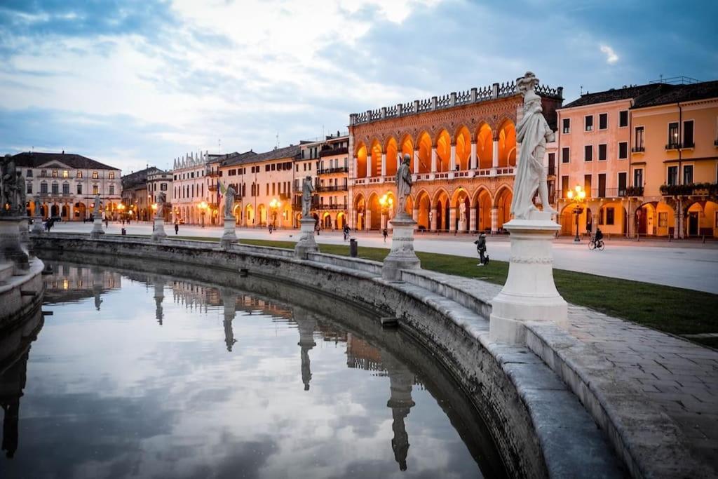 15 Min Padova Appartamento Moderno Travato Legnaro Bagian luar foto